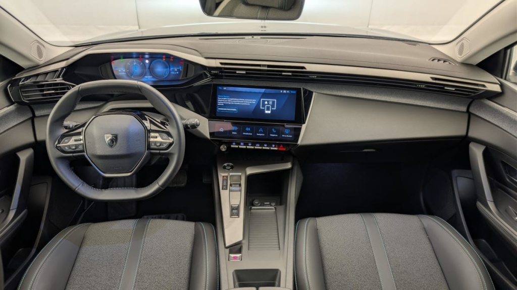 PEUGEOT 308 Hybrid 136 e-DCS6 Allure - ref: 1-374900 - Photo 13