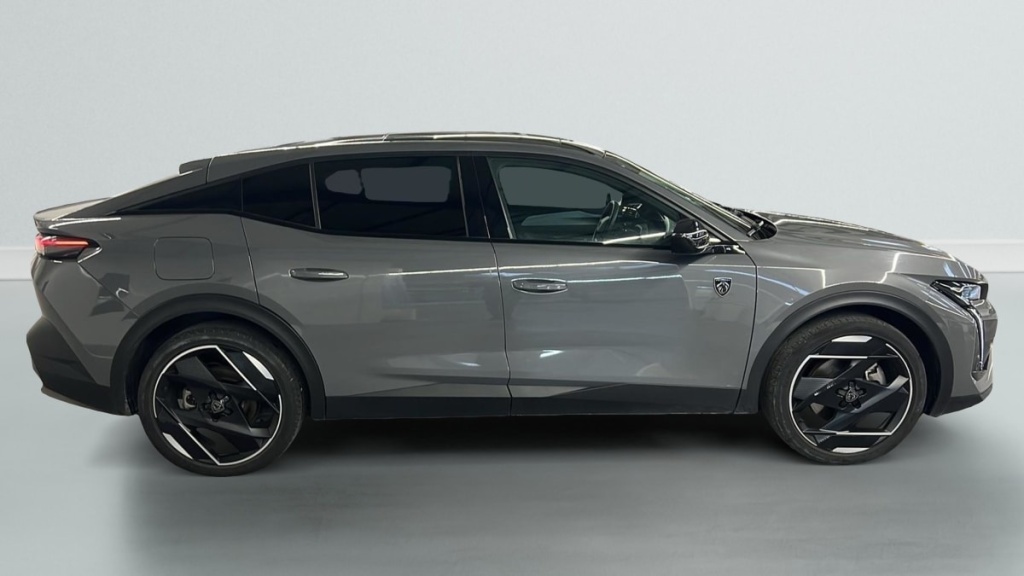 PEUGEOT 408 PHEV 180 e-EAT8 GT - ref: 1-374930 - Photo 8