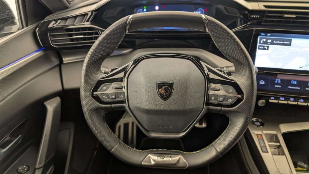 PEUGEOT 408 PHEV 180 e-EAT8 GT - ref: 1-374931 - Photo 14