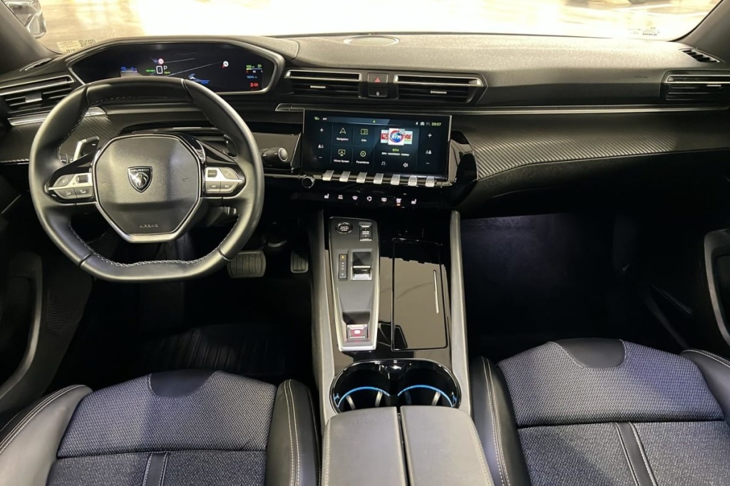 PEUGEOT 508 Hybrid 225 e-EAT8 Allure - ref: 1-374937 - Photo 12