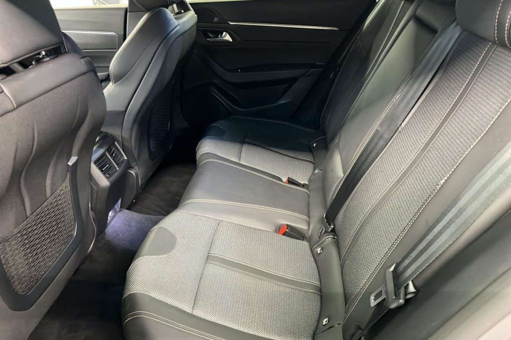 PEUGEOT 508 Hybrid 225 e-EAT8 Allure - ref: 1-374940 - Photo 10