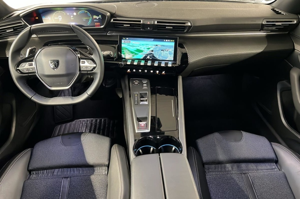 PEUGEOT 508 Hybrid 225 e-EAT8 Allure - ref: 1-374940 - Photo 12