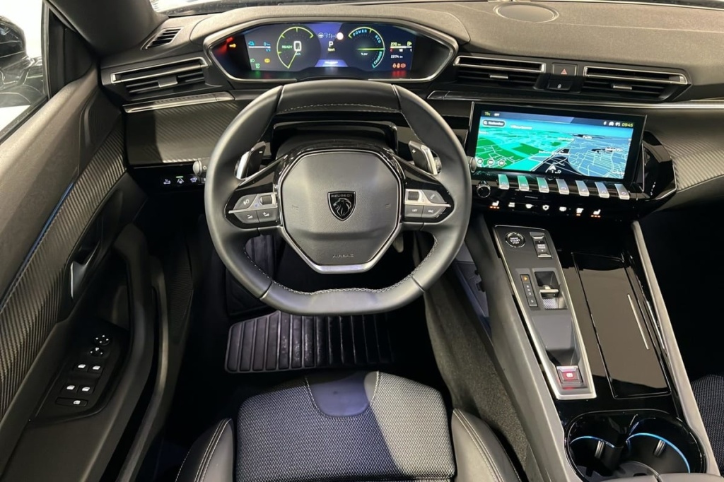 PEUGEOT 508 Hybrid 225 e-EAT8 Allure - ref: 1-374940 - Photo 13