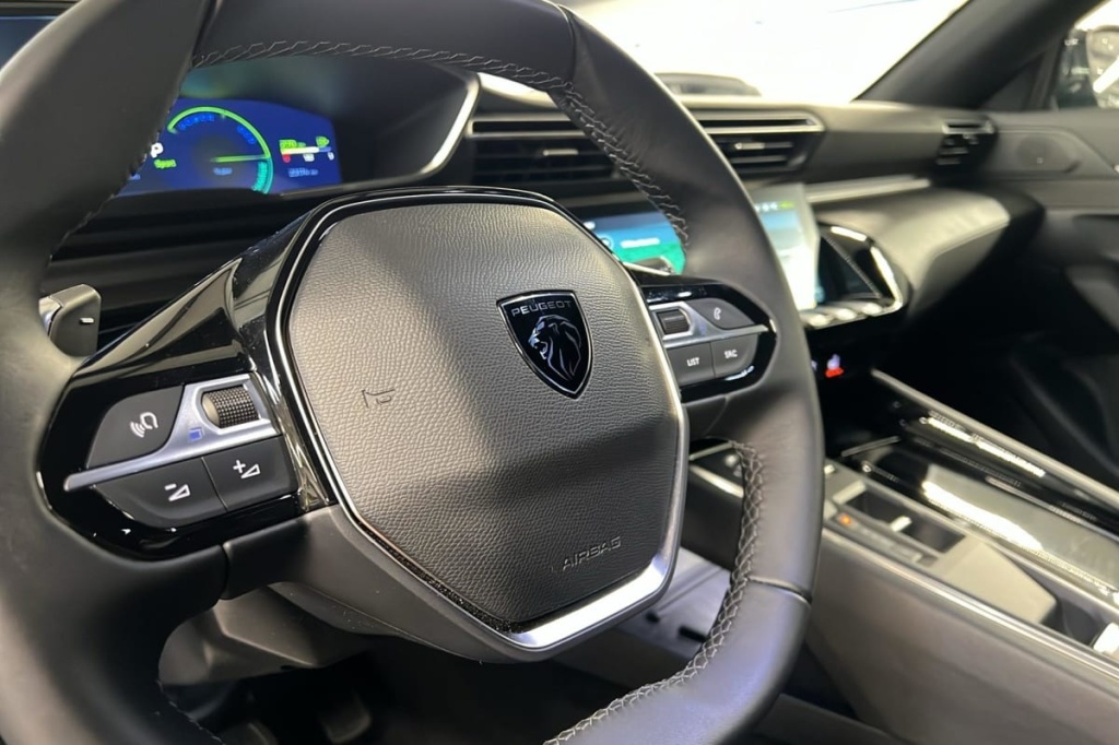PEUGEOT 508 Hybrid 225 e-EAT8 Allure - ref: 1-374940 - Photo 15