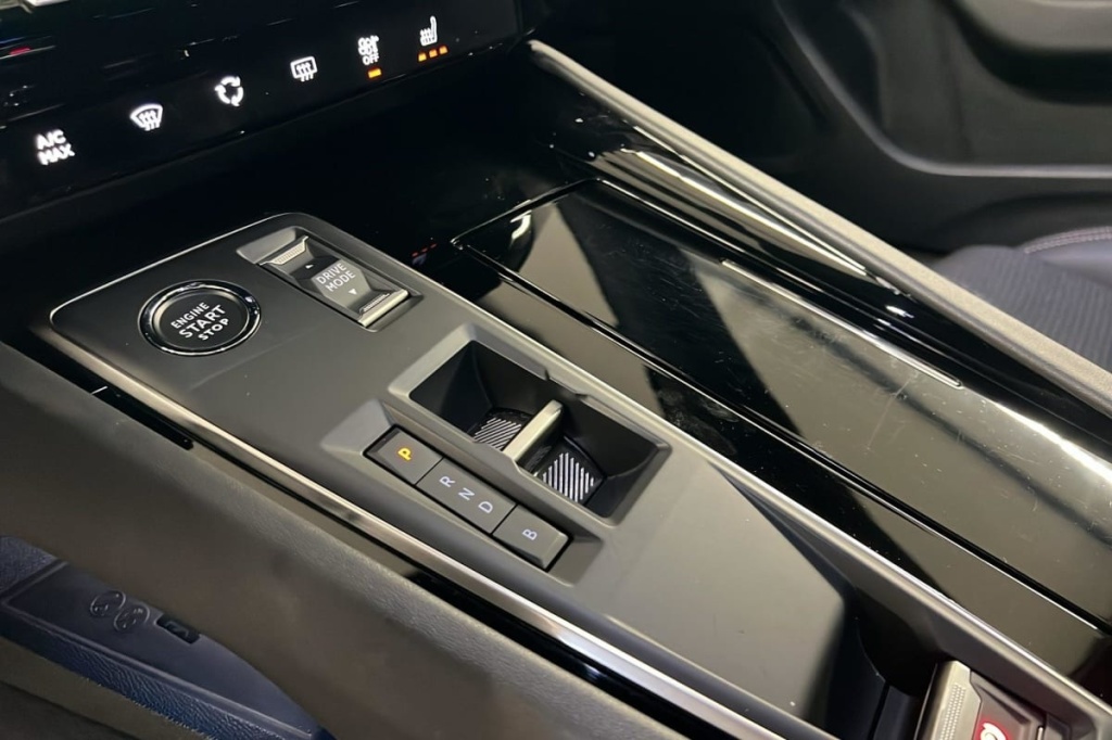 PEUGEOT 508 Hybrid 225 e-EAT8 Allure - ref: 1-374940 - Photo 16