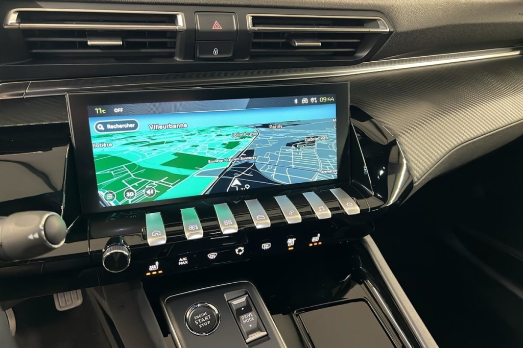 PEUGEOT 508 Hybrid 225 e-EAT8 Allure - ref: 1-374940 - Photo 17