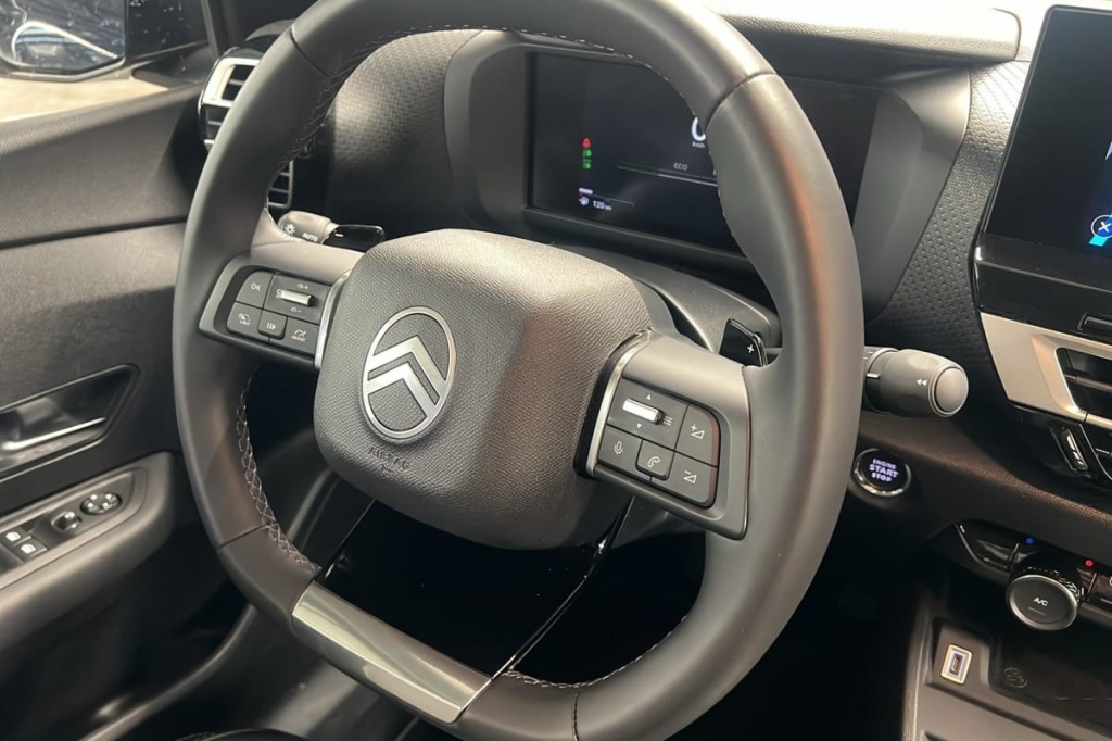 CITROEN C4 Hybride 145 e-DCS6 Max - ref: 1-374951 - Photo 15