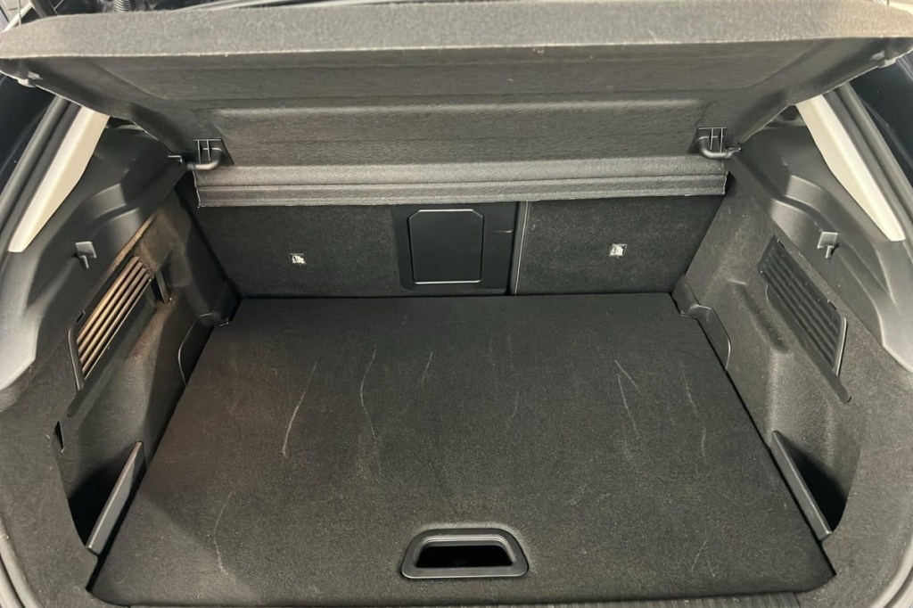 CITROEN C4 Hybride 145 e-DCS6 Max - ref: 1-374952 - Photo 11