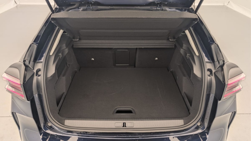 CITROEN C4 Hybride 145 e-DCS6 Max - ref: 1-374953 - Photo 11