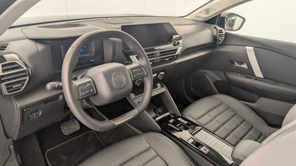 CITROEN C4 Hybride 145 e-DCS6 Max - ref: 1-374953 - Photo 15