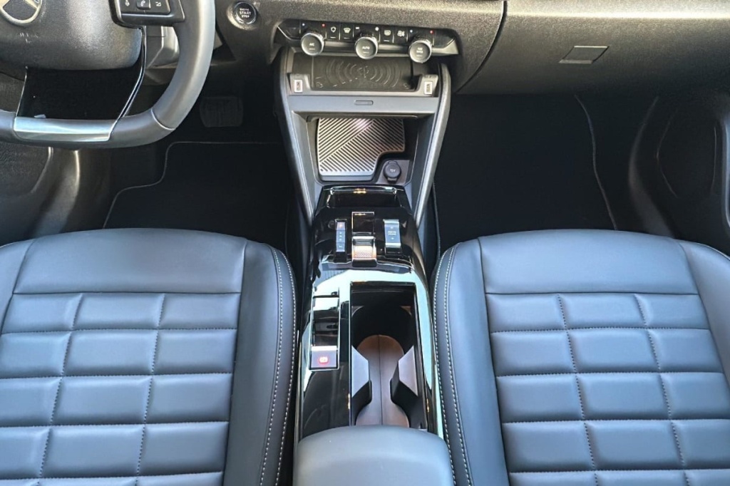 CITROEN C4 Hybride 145 e-DCS6 Max - ref: 1-374954 - Photo 17