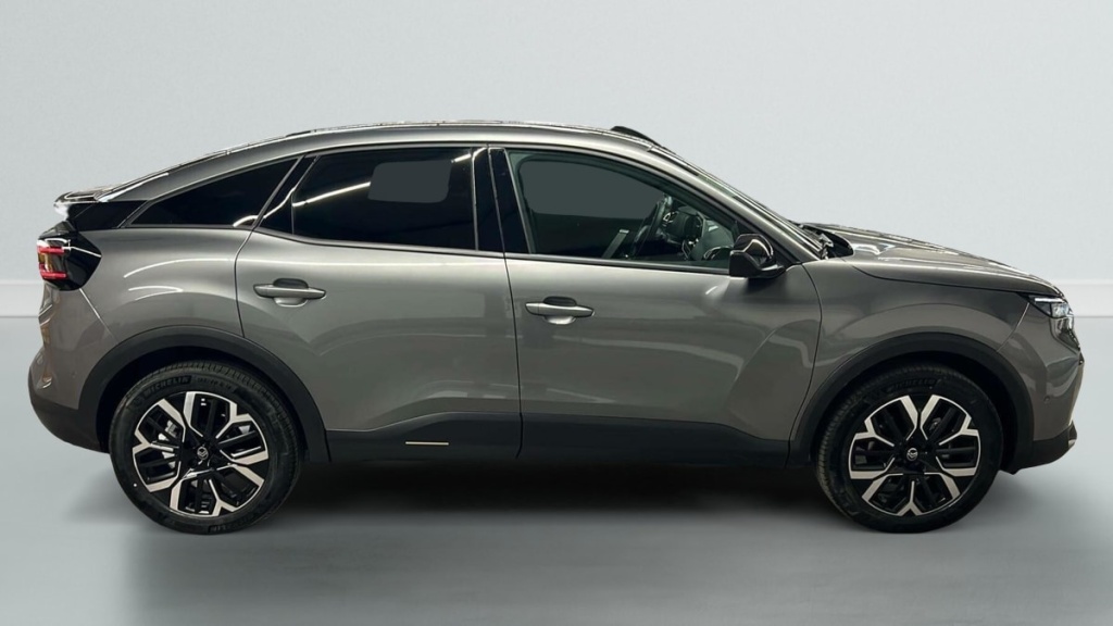 CITROEN C4 Hybride 145 e-DCS6 Max - ref: 1-374958 - Photo 8