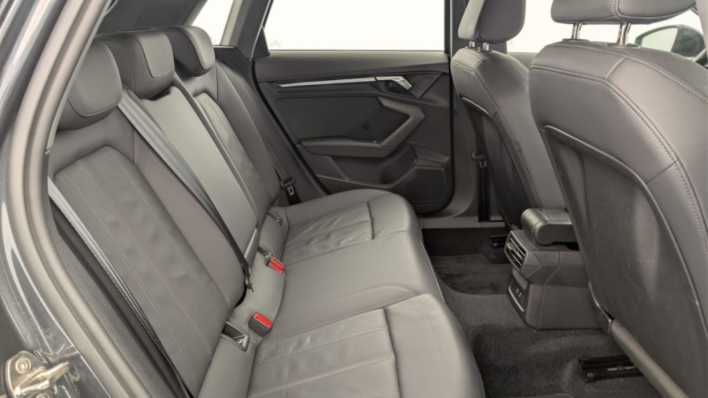 AUDI A3 Sportback 35 TFSI Mild Hybrid 150 S tronic 7 Design Luxe - ref: 1-375109 - Photo 10