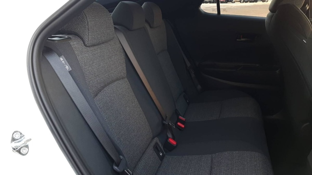 TOYOTA C-HR Hybride Rechargeable 225 Design - ref: 1-375322 - Photo 10