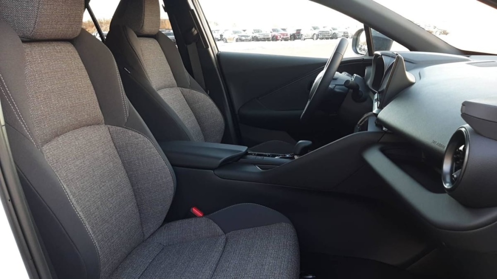 TOYOTA C-HR Hybride Rechargeable 225 Design - ref: 1-375322 - Photo 9