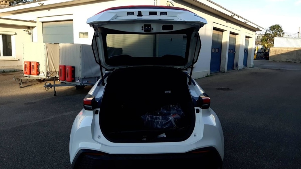 TOYOTA C-HR Hybride Rechargeable 225 Design - ref: 1-375333 - Photo 11