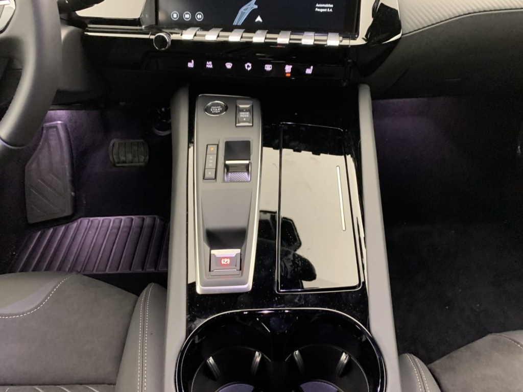 PEUGEOT 508 Hybrid 225 e-EAT8 Allure - ref: 1-375451 - Photo 18