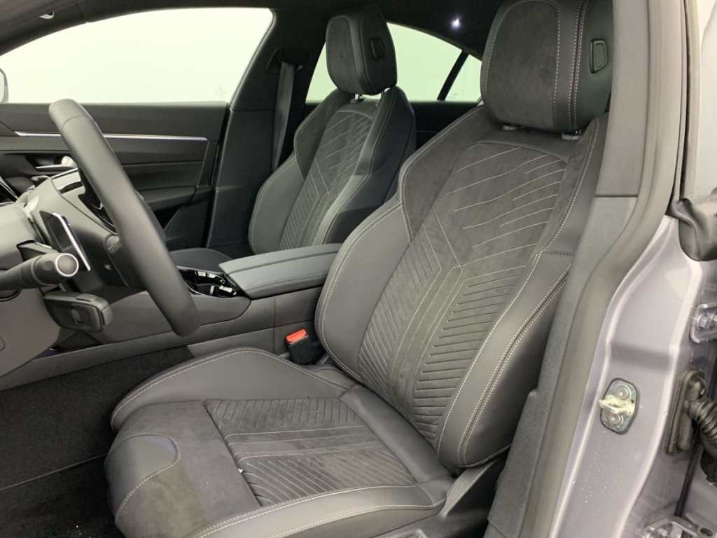 PEUGEOT 508 Hybrid 225 e-EAT8 Allure - ref: 1-375451 - Photo 20