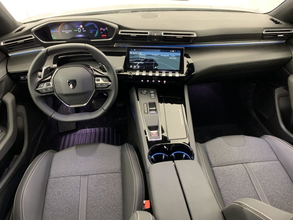 PEUGEOT 508 SW Hybrid 225 e-EAT8 Allure - ref: 1-375491 - Photo 13