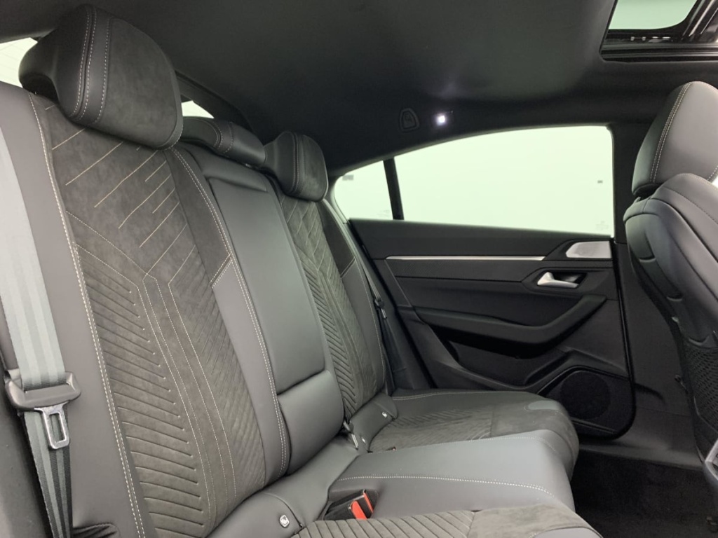 PEUGEOT 508 Hybrid 225 e-EAT8 Allure - ref: 1-375519 - Photo 10