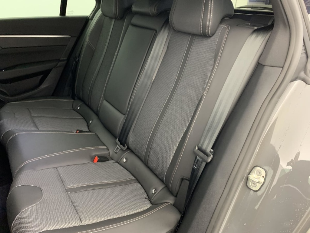 PEUGEOT 508 SW Hybrid 180 e-EAT8 Allure - ref: 1-375553 - Photo 20