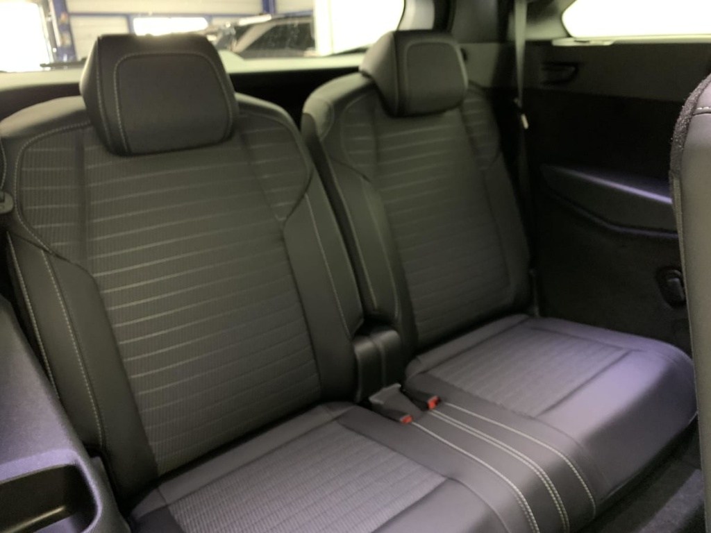 PEUGEOT 5008 Hybrid 145 e-DCS6 GT - ref: 1-375688 - Photo 11
