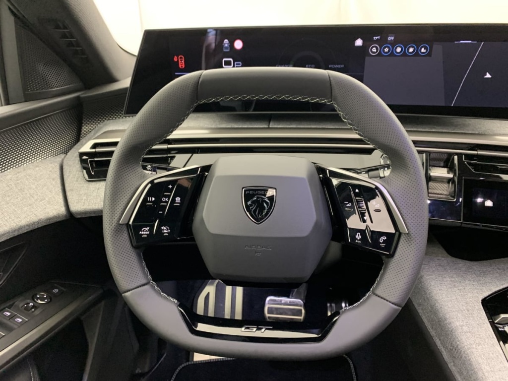 PEUGEOT 5008 Hybrid 145 e-DCS6 GT - ref: 1-375689 - Photo 17