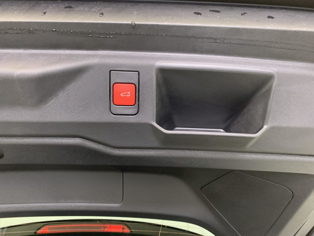 PEUGEOT 5008 Hybrid 145 e-DCS6 GT - ref: 1-375691 - Photo 15