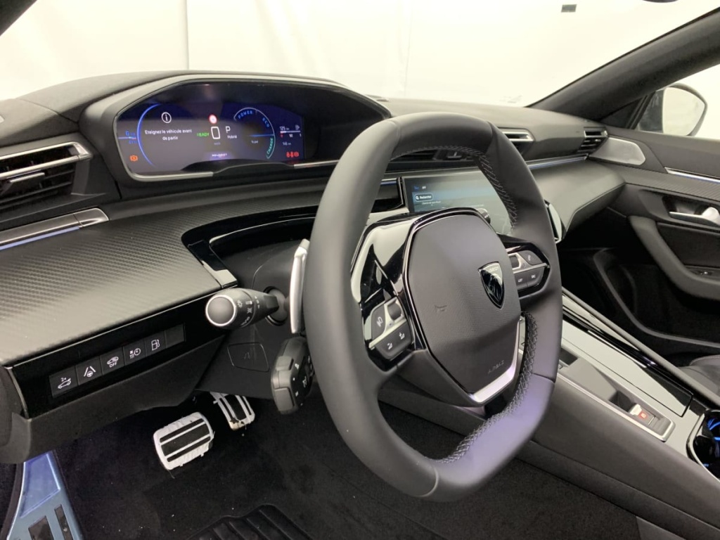 PEUGEOT 508 SW Hybrid 225 e-EAT8 Allure - ref: 1-375788 - Photo 17