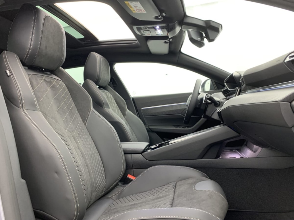 PEUGEOT 508 SW Hybrid 225 e-EAT8 Allure - ref: 1-375788 - Photo 9