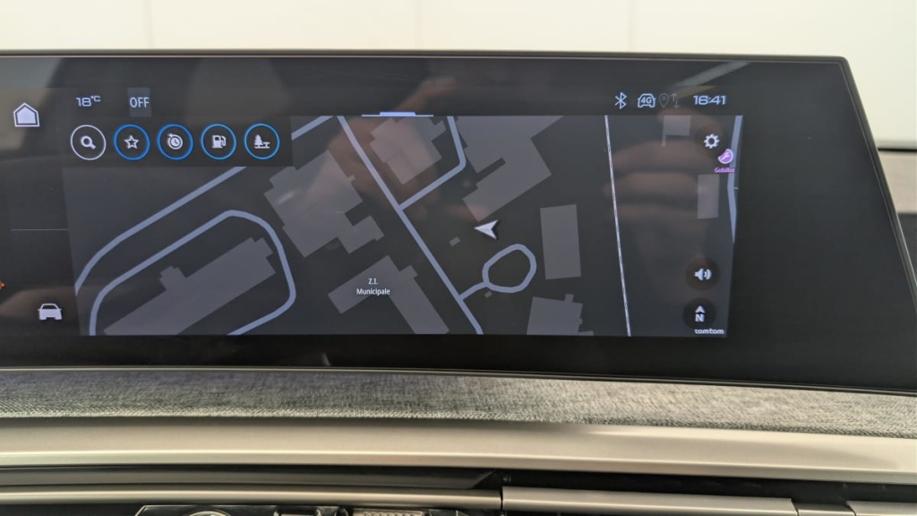 PEUGEOT 3008 Hybrid 145 e-DCS6 Allure - ref: 1-375811 - Photo 19