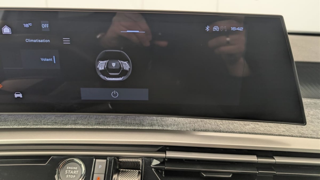 PEUGEOT 3008 Hybrid 145 e-DCS6 Allure - ref: 1-375811 - Photo 20