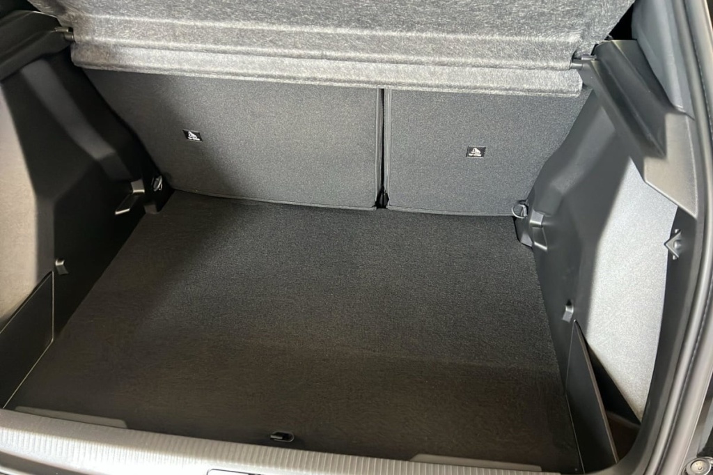 PEUGEOT 2008 50 kWh 136 ch Active - ref: 1-375976 - Photo 11