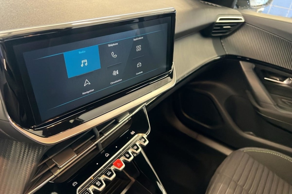 PEUGEOT 2008 50 kWh 136 ch Active - ref: 1-375977 - Photo 17