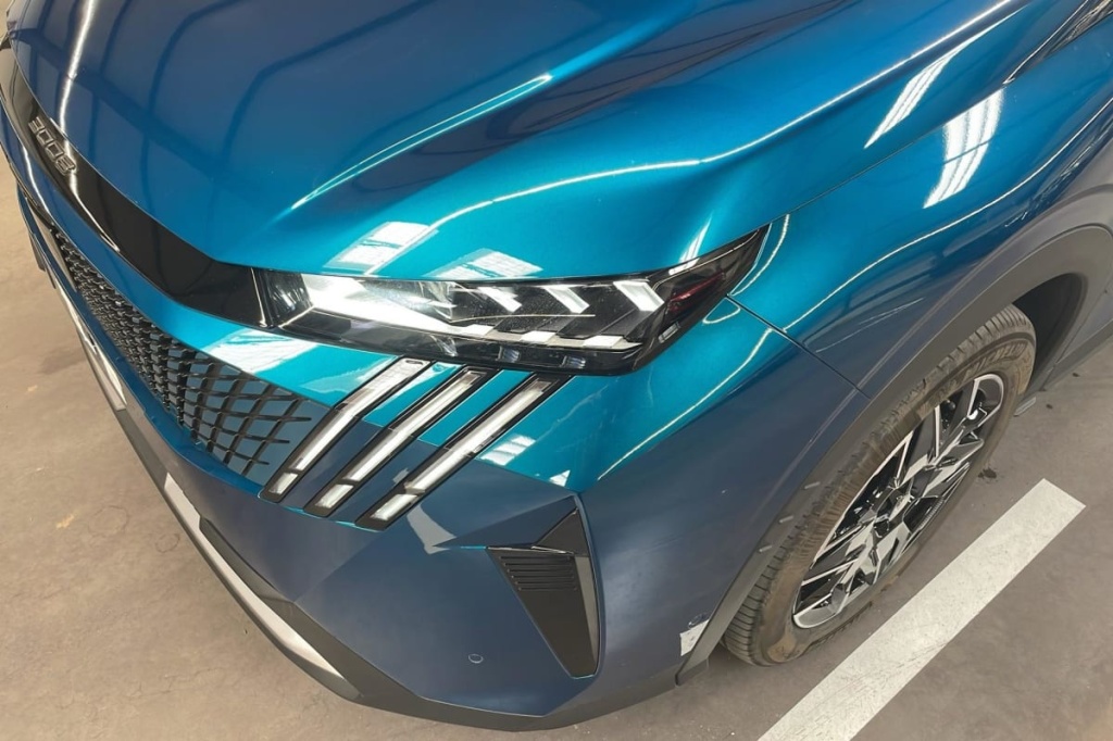 PEUGEOT 3008 Hybrid 145 e-DCS6 GT - ref: 1-375995 - Photo 19