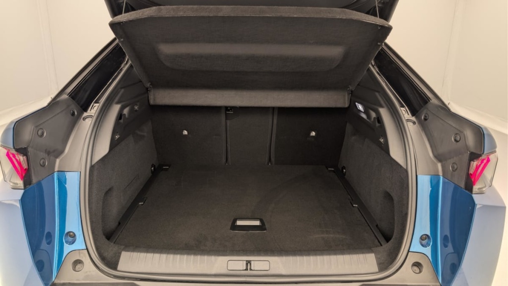 PEUGEOT 3008 Hybrid 145 e-DCS6 GT - ref: 1-375998 - Photo 11