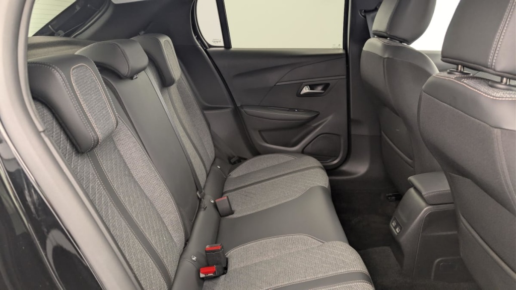 PEUGEOT 208 100 S S BVM6 Allure - ref: 1-376036 - Photo 10