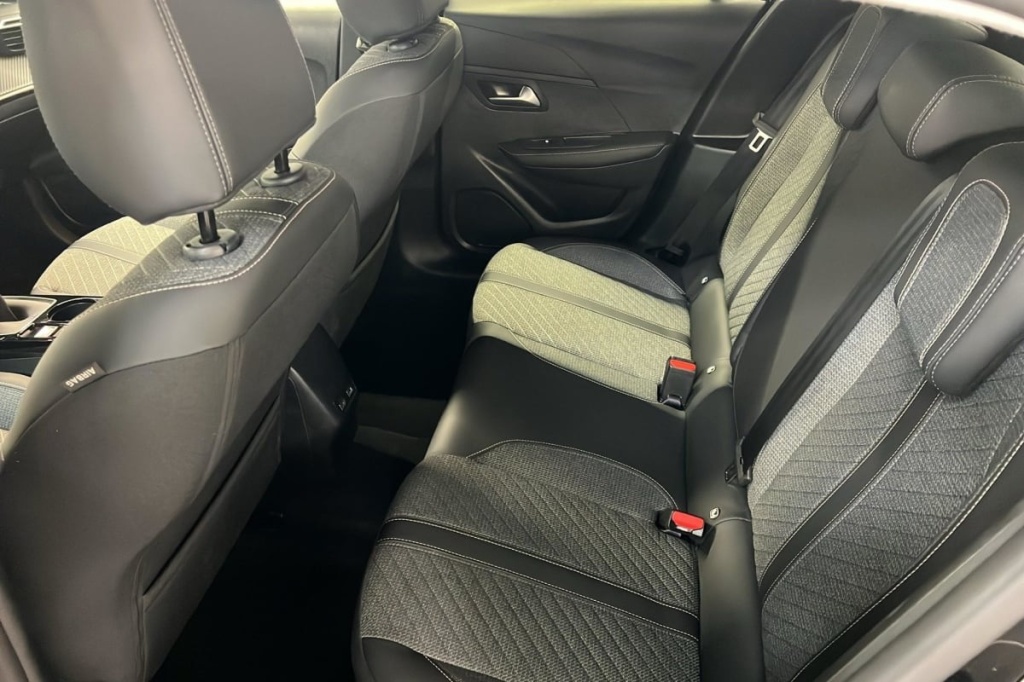 PEUGEOT 208 100 S S BVM6 Allure - ref: 1-376073 - Photo 10