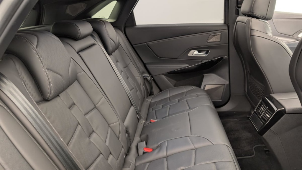 DS DS7 Hybride Rechargeable E-Tense 360 EAT8 4x4 Performance - ref: 1-376133 - Photo 2