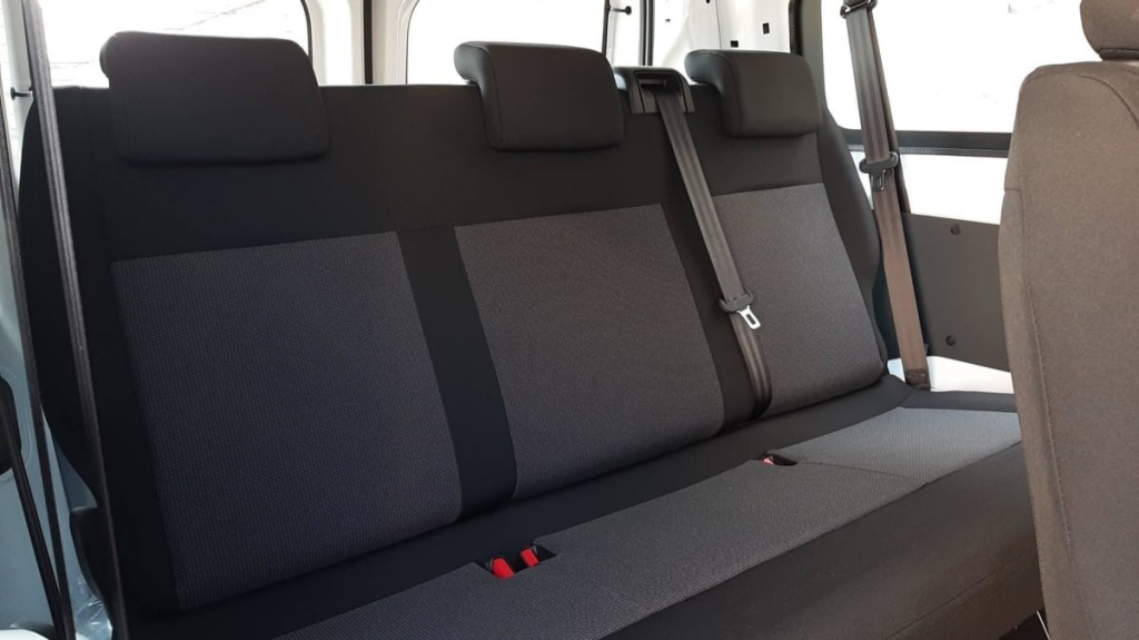 PEUGEOT E-EXPERT COMBI M ELECTRIQUE 75 KWH 136CH - ref: 1-376205 - Photo 11