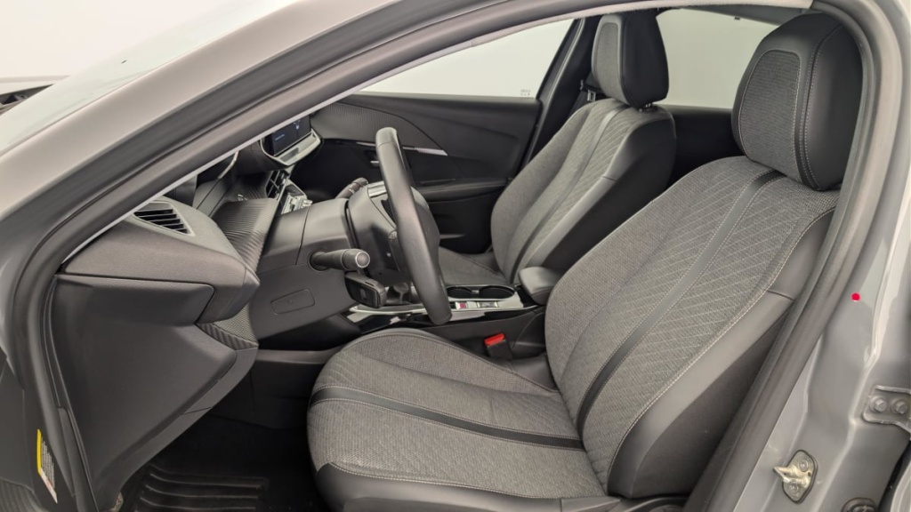 PEUGEOT 208 100 S S BVM6 Allure - ref: 1-376209 - Photo 16