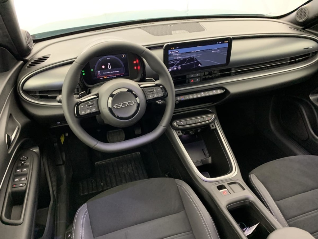 FIAT 600 T-Gen 3 1.2 Hybrid 145ch eDCT6 Sport - ref: 1-376211 - Photo 15