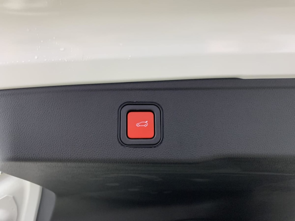 JEEP Avenger 1.2 Turbo T3 110 ch e-Hybrid BVR6 Summit - ref: 1-376338 - Photo 13