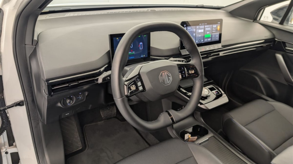 MG MG4 ELECTRIC 64KWH - 150 KW 2WD LUXURY - ref: 1-376748 - Photo 15