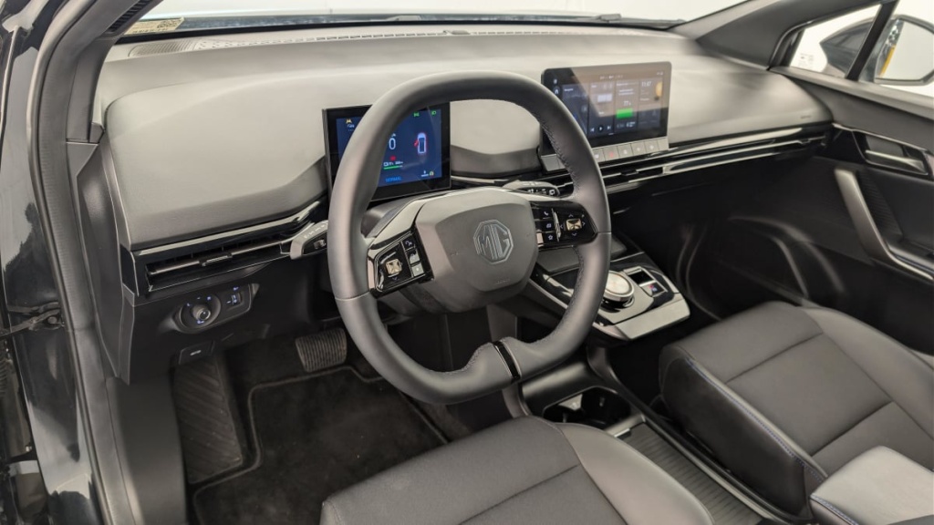 MG MG4 ELECTRIC 64KWH - 150 KW 2WD LUXURY - ref: 1-376750 - Photo 15