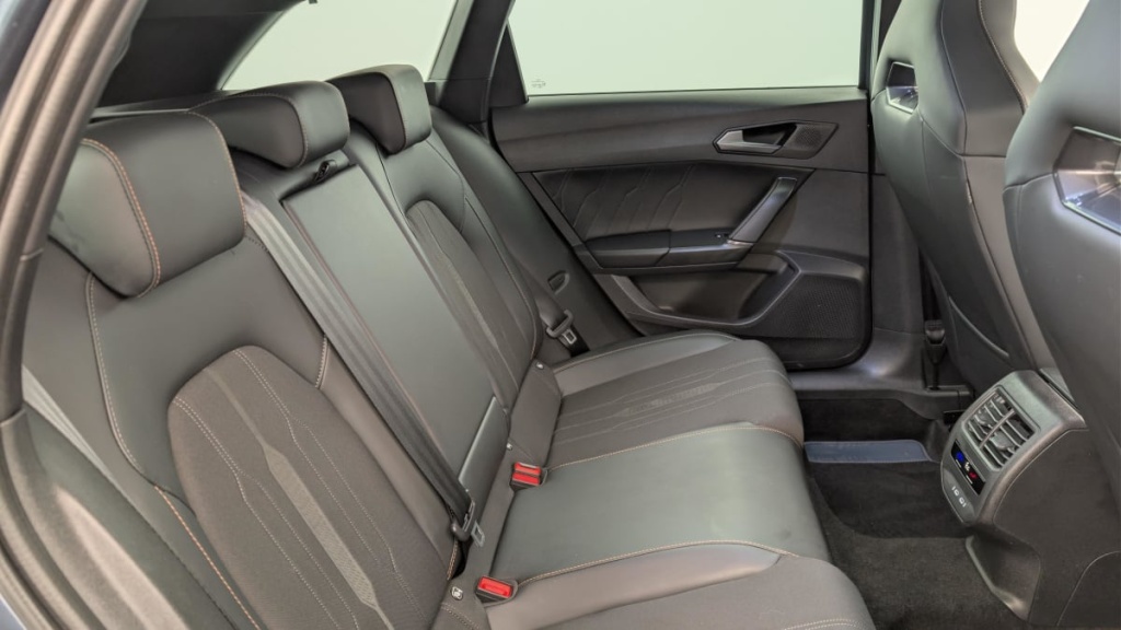 CUPRA Leon Sportstourer 1.4 e-HYBRID 204 ch DSG6 V - ref: 1-376922 - Photo 10