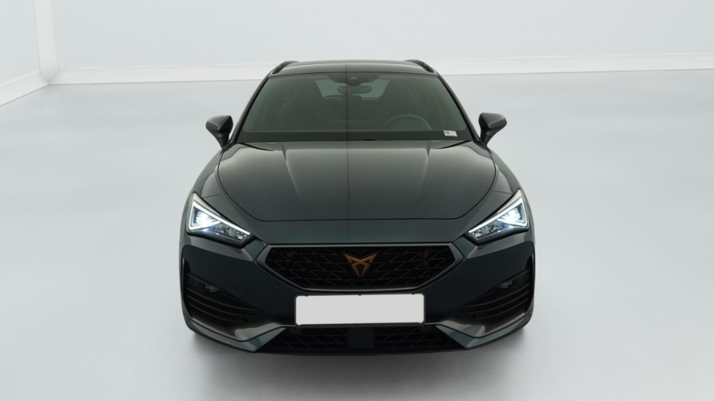 CUPRA Leon Sportstourer 1.4 e-HYBRID 204 ch DSG6 V - ref: 1-376922 - Photo 2