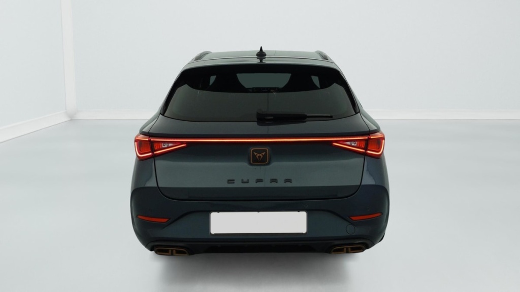 CUPRA Leon Sportstourer 1.4 e-HYBRID 204 ch DSG6 V - ref: 1-376922 - Photo 6