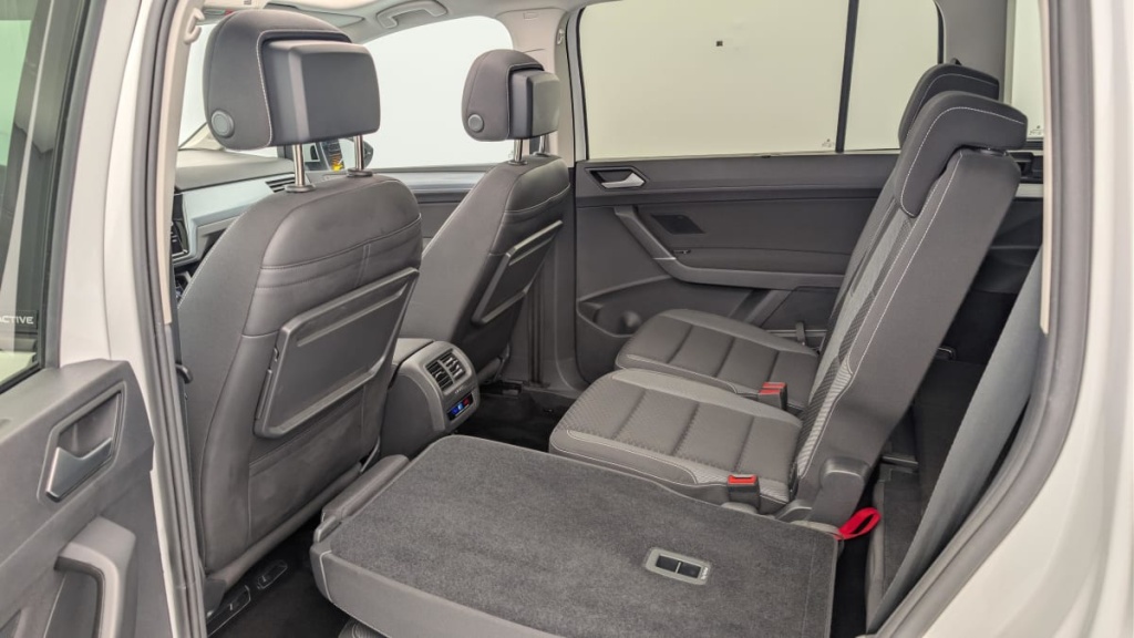 VOLKSWAGEN Touran 1.5 TSI EVO 150 7pl Active - ref: 1-376925 - Photo 13