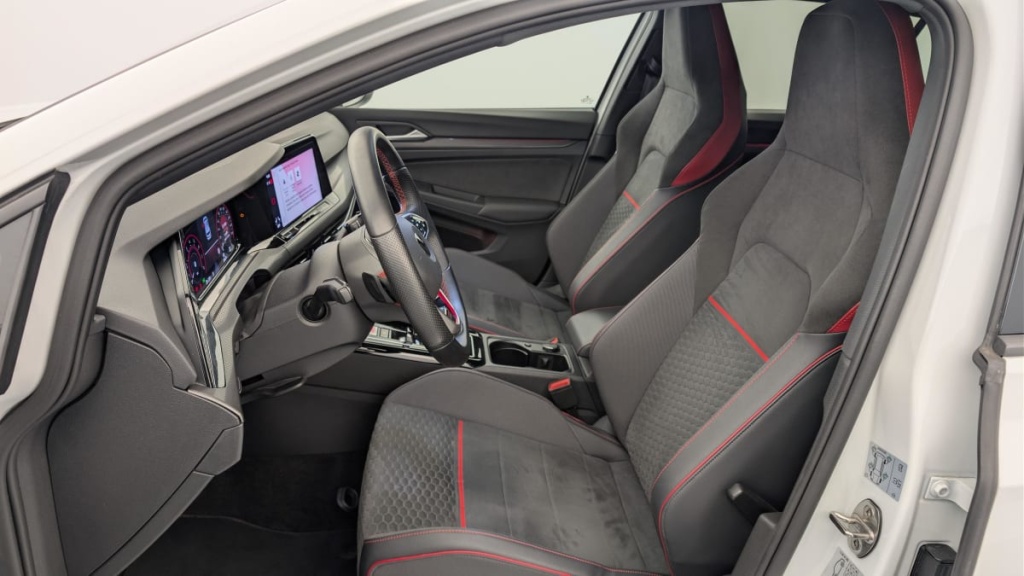 VOLKSWAGEN Golf 2.0 TSI 300 DSG7 GTI CLUBSPORT - ref: 1-377018 - Photo 16